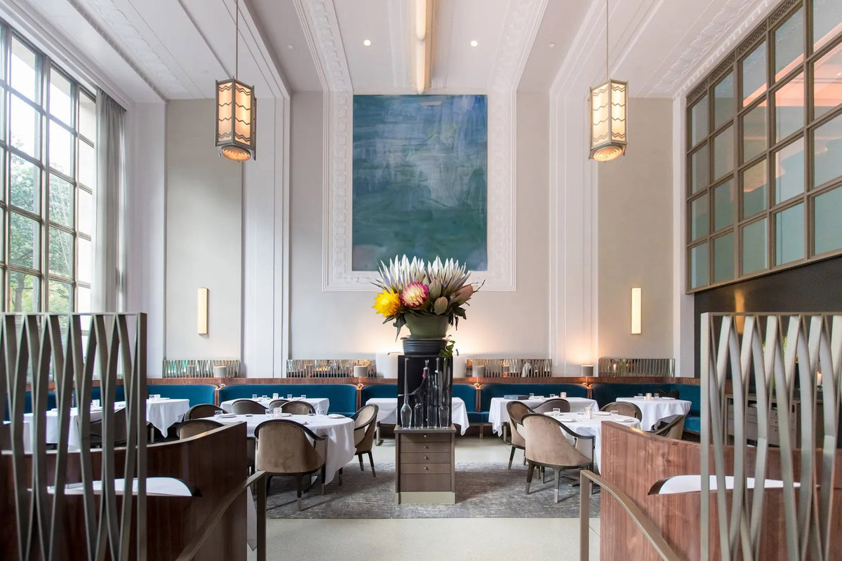 How Flower Subscriptions Elevate Hospitality